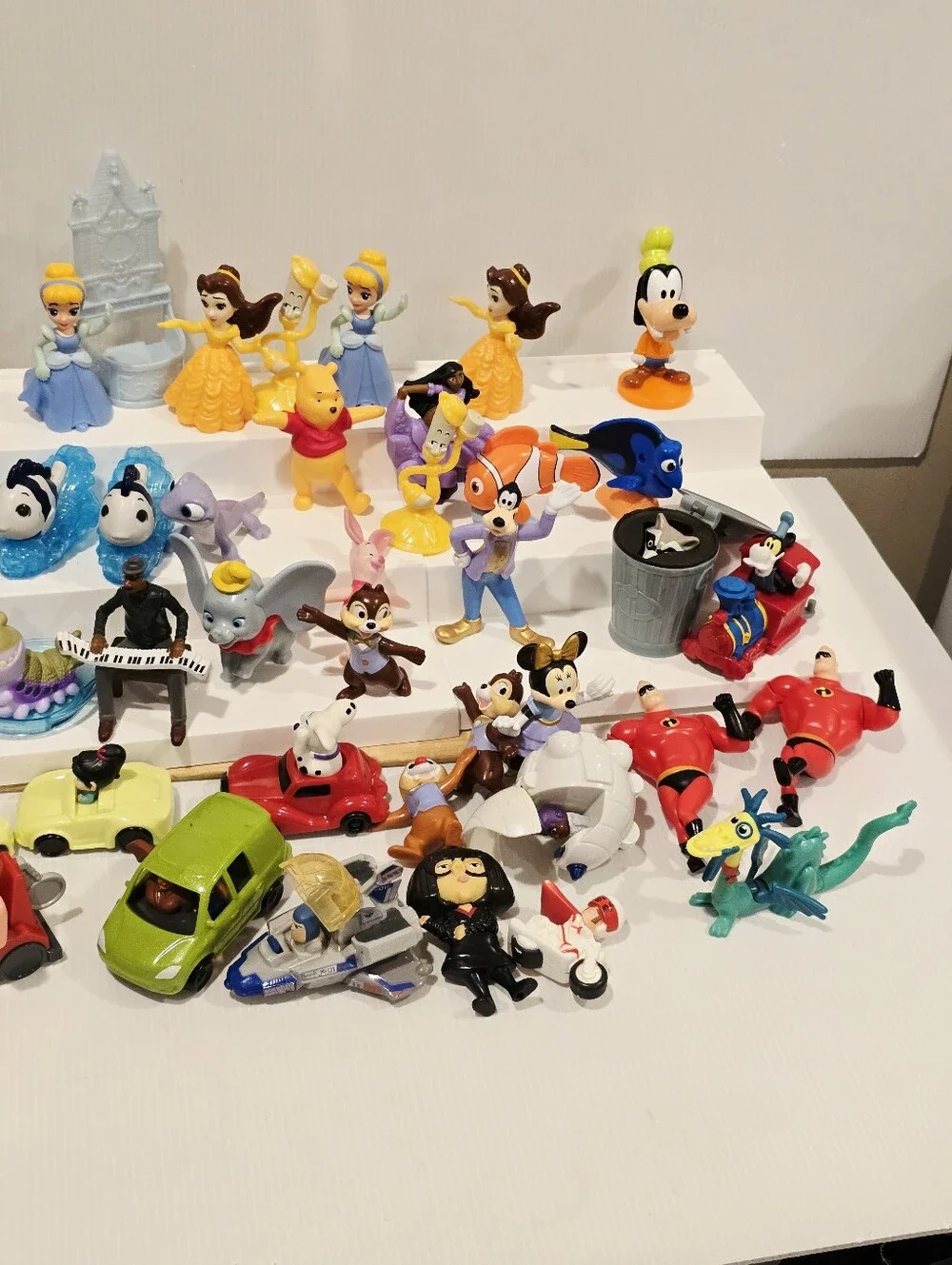 Disney Character Toy Figure Set Happy Meal Toy Lot